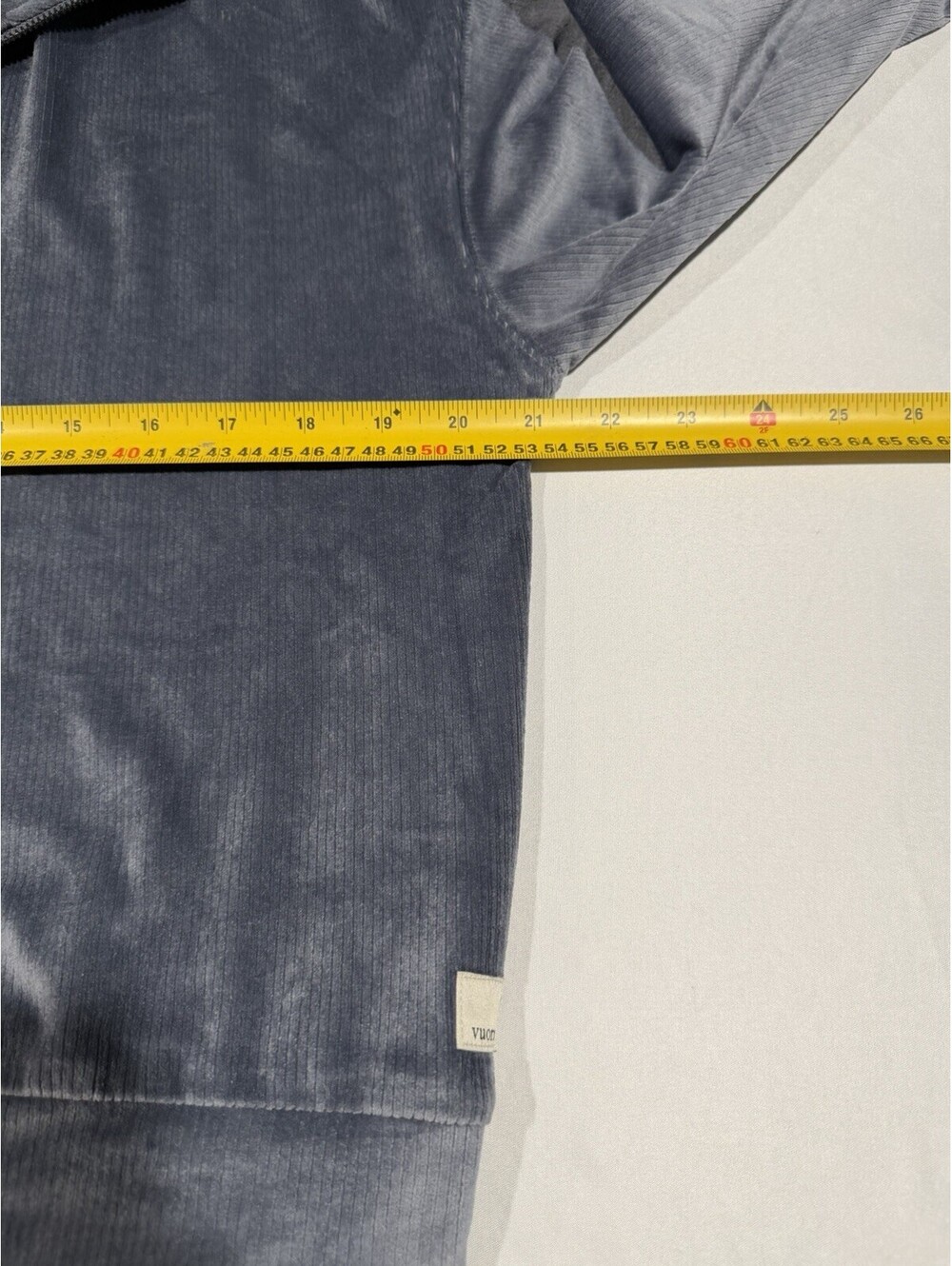 Vuori Haven Half Zip Sweatshirt Blue Ribbed Corduroy Size Small - Picture 3 of 7